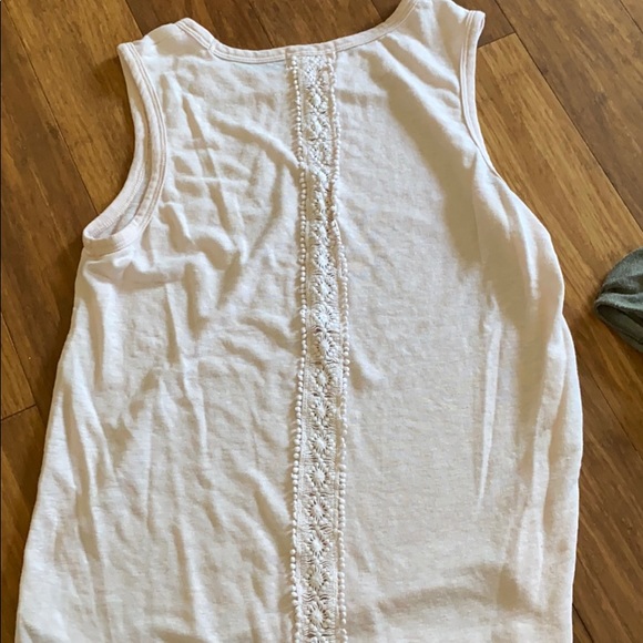 Pinkish white tank top - Picture 3 of 3
